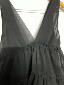 Black Korean Top🖤