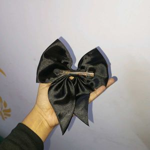 Black Bow Hair Pin