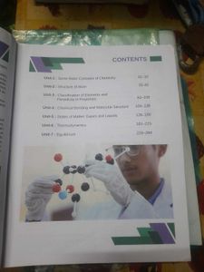 Neet Chemistry Vol I Solved 20 Years Entrance Qs
