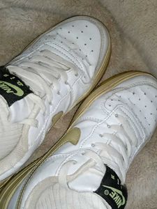 Nike glow in the dark