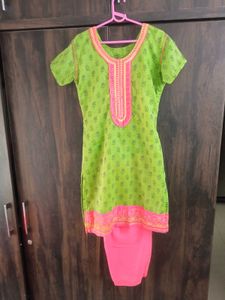 Green &amp; Pink Salwar Kameez