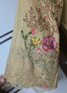 New pakistani Floral Kurta Set