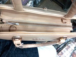 😍Stylish And Premium Quality Handbag 👜