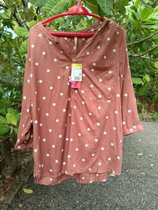 Polka- Dot top