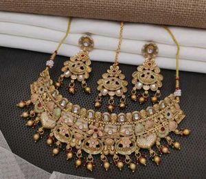 Kundan Choker Jewellery Set
