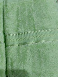 New 4 piece Towel set