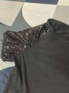 Sequin Sleeve Tee Black Very Pretty