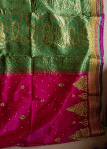 Magenta Jari Work Saree