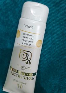 Juanna Belle Snail Mucin Facewash