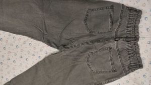 Grey Strechable Jeans