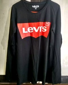 Levi&#39;s Sweatshirt