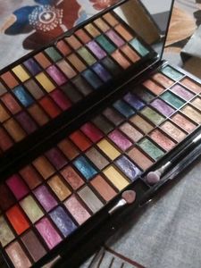glam21 eye shadow pallette