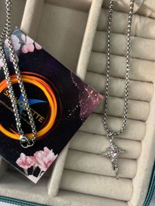 Cross Pendant Necklace