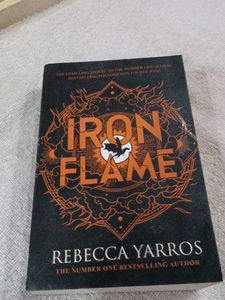 Iron Flame by Rebecca Yarros