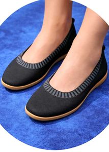 Comfortable Black Ballet Flats