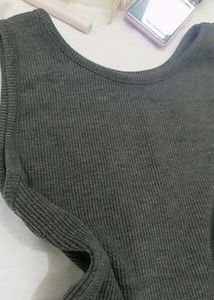 Grey Crop Top✨