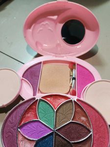 Magic Makeup Kit