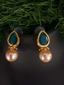 Neck Set With Earrings