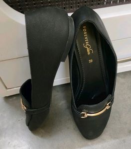 Forever glam  Shoe. 👟........S In