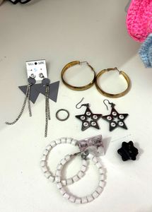 Set Of 6 | 4 EARINGS & 1 Ring & Small Clip