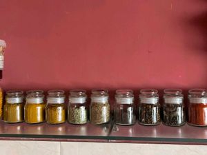 Set of 12 Clear Glass Spice Jars with Lids