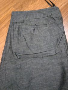 Wide Leg Capri Trousers
