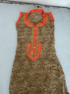 Embroidered Kurta Top