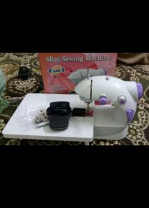 Mini Sewing Machine