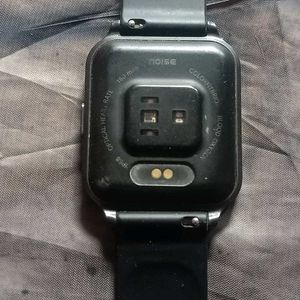 Noice Smart Watch ⌚