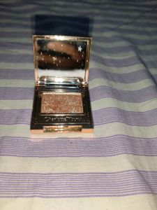 Charlotte Tilbury Hypnotizing Pop Shot