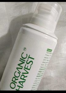Organic Harvest Brightening Foaming Body Wash