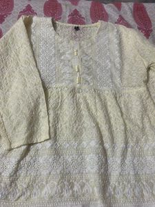 Chikankari short kurti