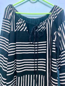 Stripped Long Sleeve Top