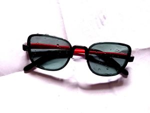 Red And Black Sunglasses, Pack Of-1