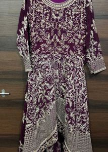 Elegant Embroidered Purple Kurta