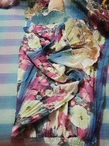 Floral Pleated Skirt