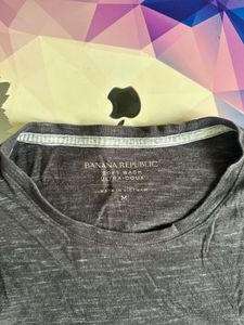 Banana Republic Tshirt