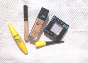 Maybelline Makeup Kit Sale!!♥️