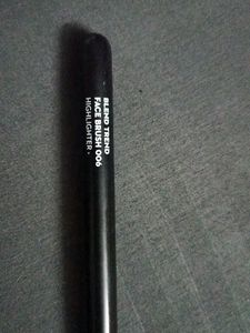 Sugar Blend Trend Face Brush 006