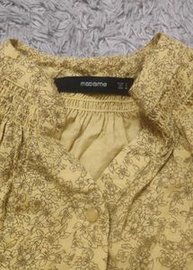 Floral Printed Manderin Collar Smocking Top