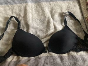 34B Black Padded Bra – Elegant Lace