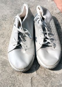 Ladies Shoes