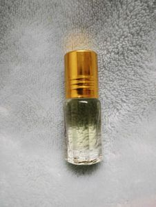 White Oud Perfume