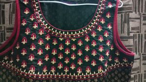 Srishti Black Sleeveless Women&#39;s Kurti, Size XXL