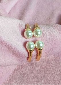 SALE 🆕🎅🎄Elegant Pearl Bangle Bracelet