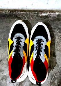 Men's shoes पुराने जूते