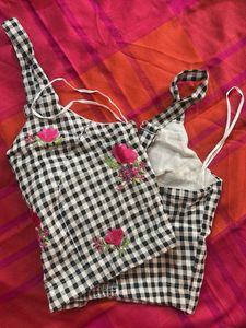 Pinteresty Modern Blouse/Top