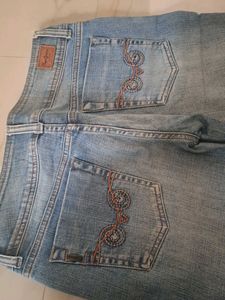 Top Shop Cuffed Capri Jeans