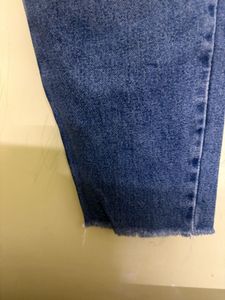 Lifestyle woman Jeans