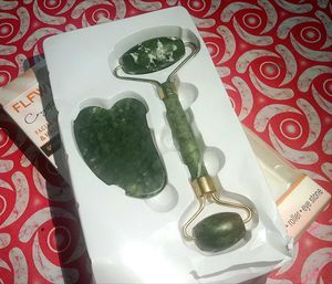 Natural Green Jade Roller & Gua Sha Set